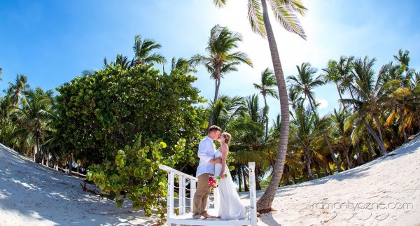 Śluby oficjalne na prywatnej plaży, organizacja ceremonii