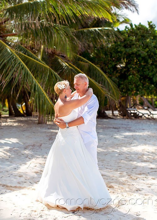 Ceremonie ślubne na dominikańskiej plaży, podróże poślubne na Karaibach