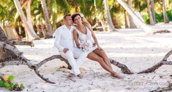 Śluby symboliczne na rajskiej plaży, zagraniczne podróże poślubne