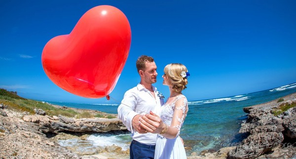 Śluby symboliczne na rajskiej plaży, tropikalne śluby