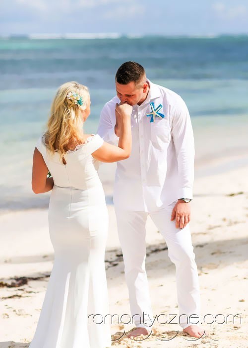 Śluby za granicą na rajskiej plaży, podróże poślubne na Karaibach
