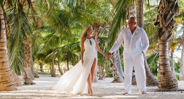 Śluby oficjalne na prywatnej plaży, zagraniczne podróże poślubne