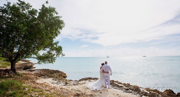 Ceremonie ślubne na prywatnej plaży, zagraniczne podróże poślubne