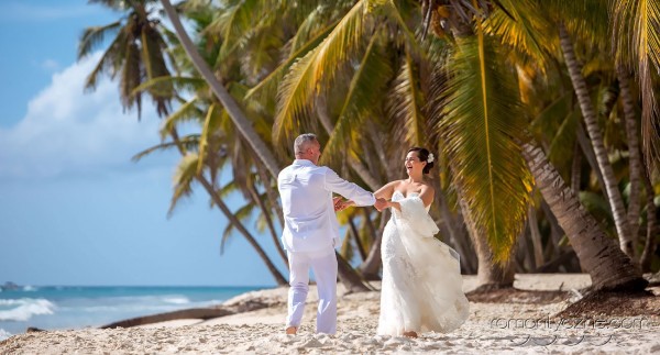 Śluby za granicą na rajskiej plaży, tropikalne śluby