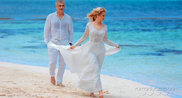 Śluby symboliczne na tropikalnej plaży, tropikalne śluby