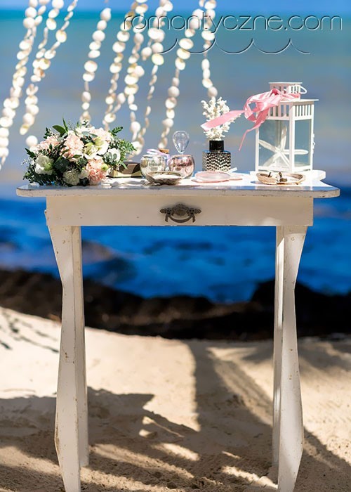 Ceremonia ślubu na prywatnej plaży