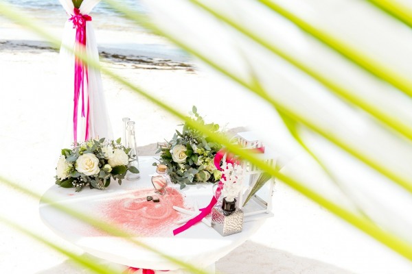 różowe dekoracje ślubne