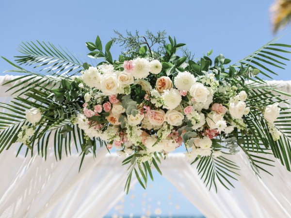 dekoracje z naturalnych kwiatów 