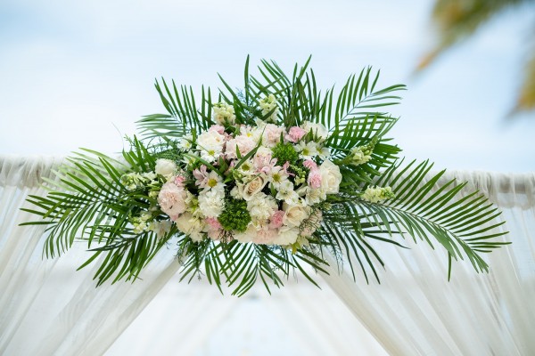 dekoracje z naturalnych kwiatów 