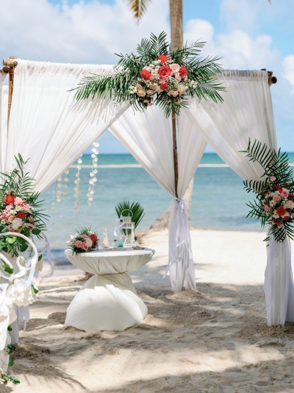 dekor z naturalnych kwiatów