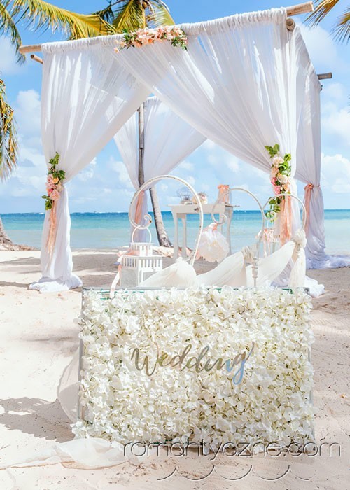 Dekoracje ślubne na plaży, wyspa Saona