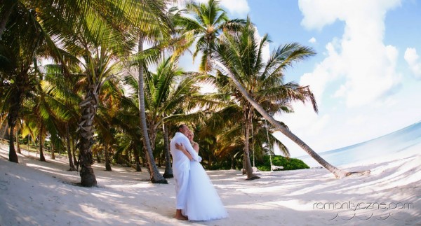 Nieszablonowy ślub na dominikańskiej plaży, podróże poślubne na Karaibach