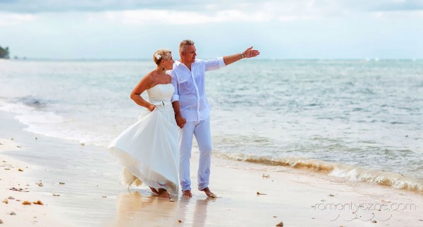 Śluby oficjalne na tropikalnej plaży, podróże poślubne na Karaibach