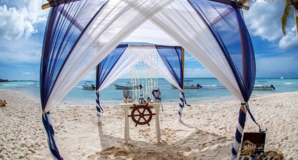 Zaręczyny na prywatnej plaży, Karaiby