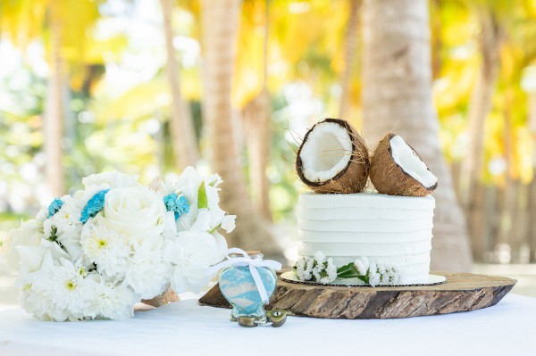 tort ślubny z kokosem
