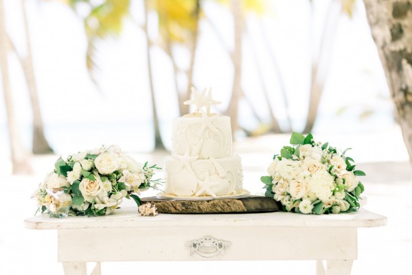 karaibski tort ślubny