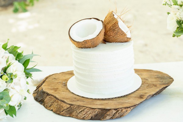 torcik ślubny z kokosem